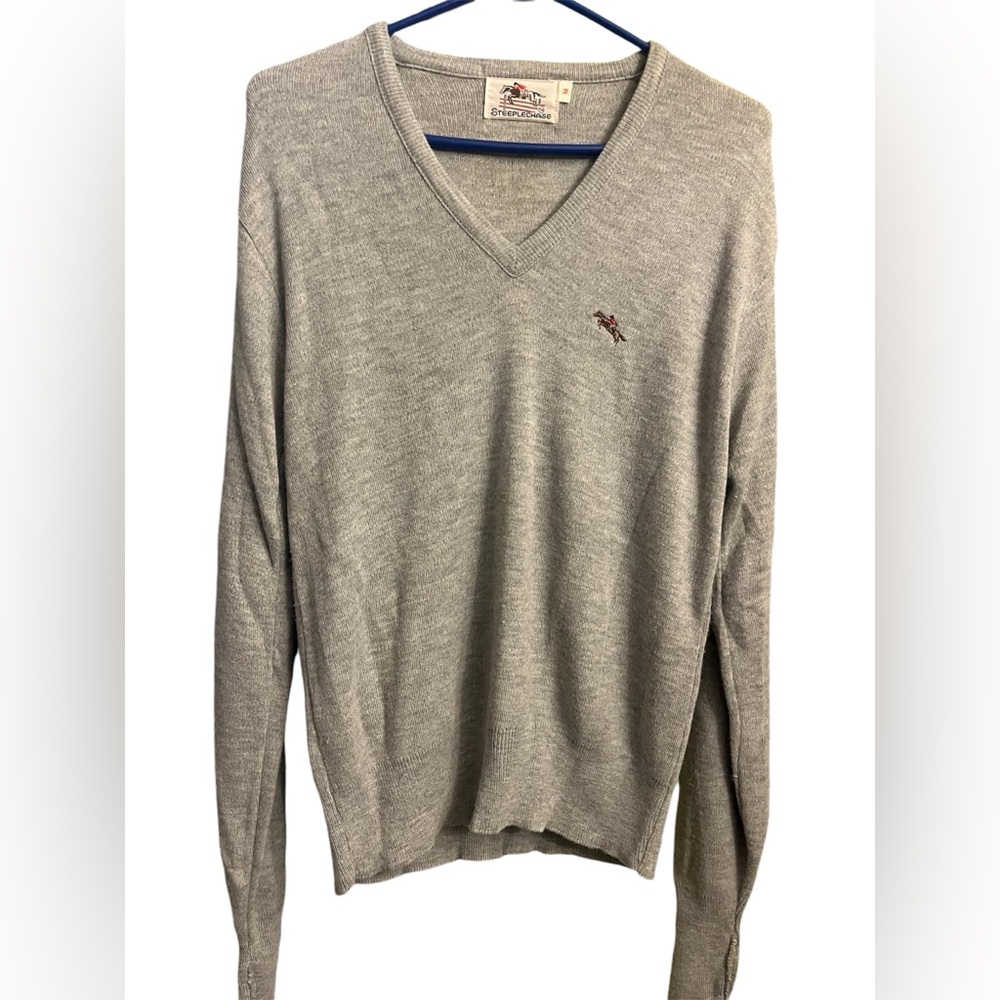 Vintage Steeplechase V-neck Sweater Mens Size medium Gray Long Sleeve made USA